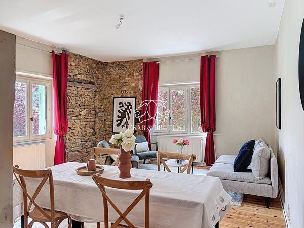Maison familiale à FLEURIEU SUR SAONE