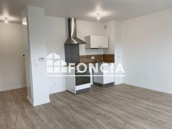 Location Appartement 3 pièces 60.45 m² - 2 RUE ANATOLE FRANCE Joue Les Tours 37300