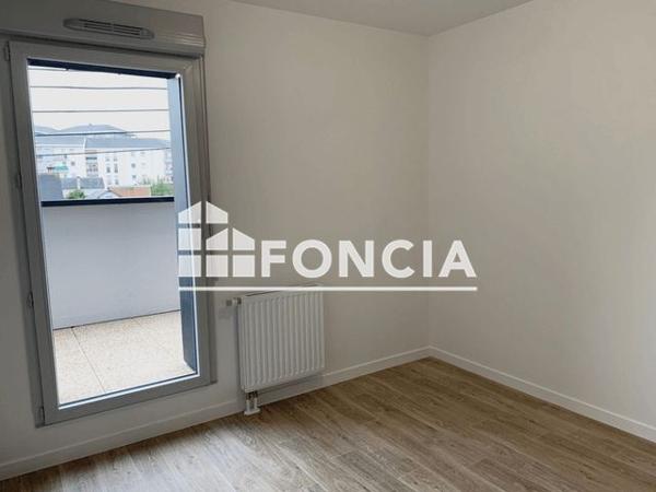 Location Appartement 3 pièces 60.45 m² - 2 RUE ANATOLE FRANCE Joue Les Tours 37300