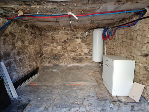 ENSEMBLE IMMOBILIER AVEC JARDIN