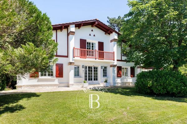 Urrugne, Maison 6 Chambres -  213 m² à vendre