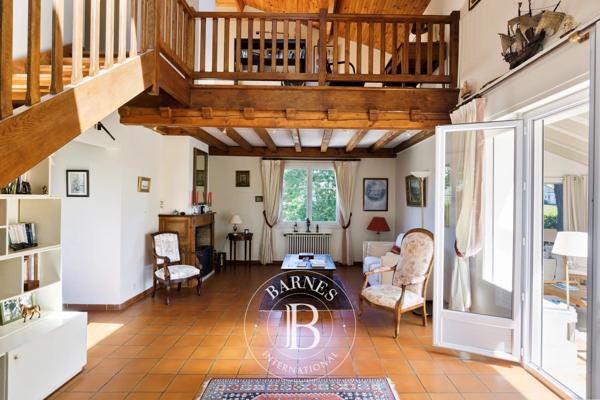 Urrugne, Maison 6 Chambres -  213 m² à vendre