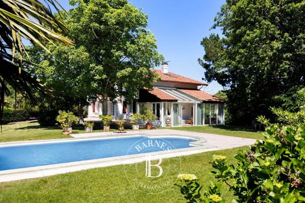 Urrugne, Maison 6 Chambres -  213 m² à vendre