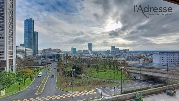 PUTEAUX/ Boieldieu - Appartement 4 pièces 101m² avec cave et parking