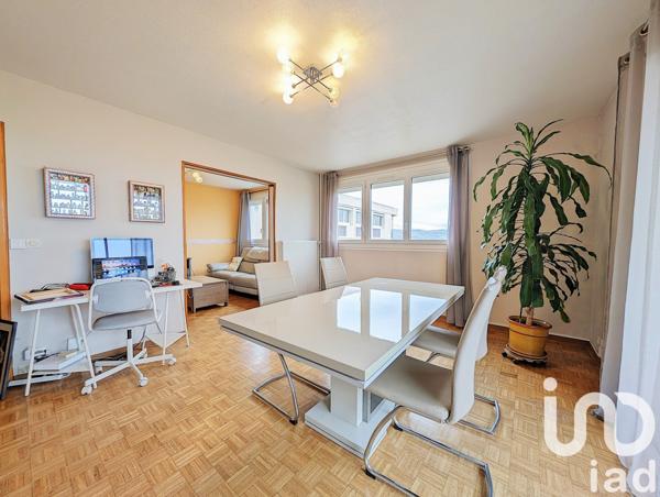 Appartement 3 pièces de 78 m² à Marseille (13010)