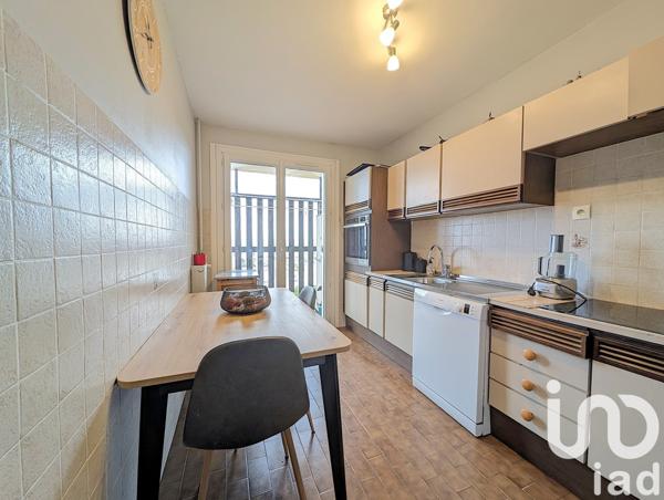 Appartement 3 pièces de 78 m² à Marseille (13010)