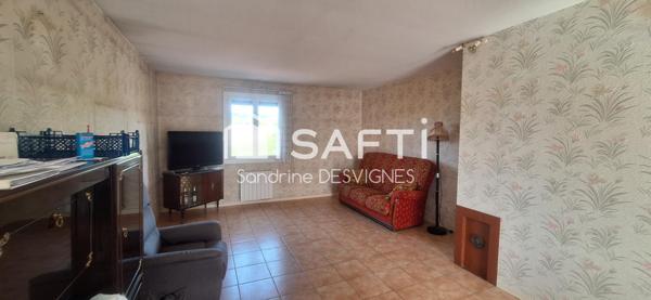 Pavillon 3 chrs, sous-sol et terrain de 1500 m2