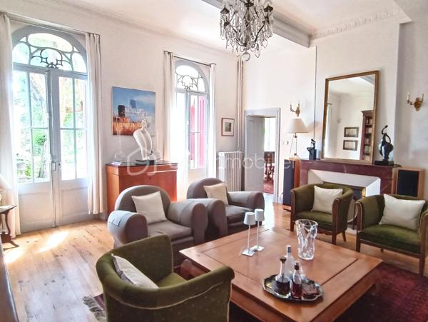 Hotel particulier de 210,85 m²