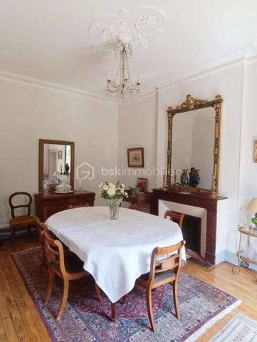 Hotel particulier de 210,85 m²