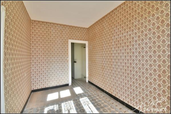 Maison à vendre 8 pièces PREVERANGES (18)