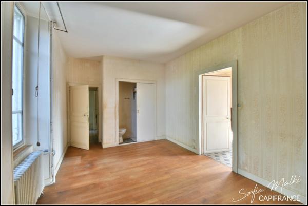 Maison à vendre 8 pièces PREVERANGES (18)