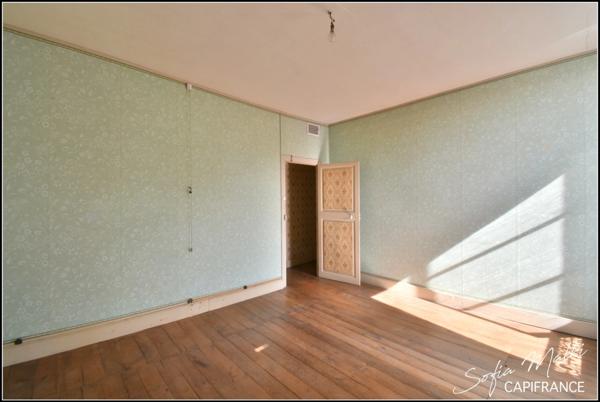 Maison à vendre 8 pièces PREVERANGES (18)