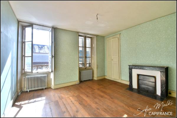Maison à vendre 8 pièces PREVERANGES (18)