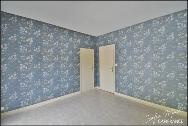 Maison à vendre 8 pièces PREVERANGES (18)