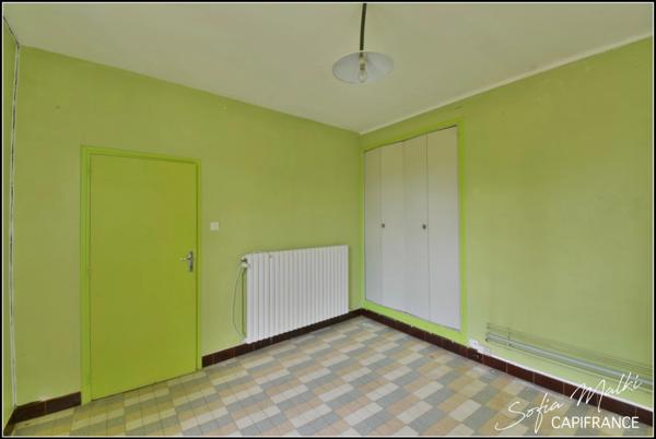 Maison à vendre 8 pièces PREVERANGES (18)