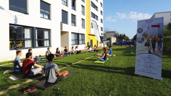 INVESTISSEMENT LOCATIF – CAEN – Résidence étudiante Nemea Appart'Etud Beaumois  - 5.16% de rentabilité