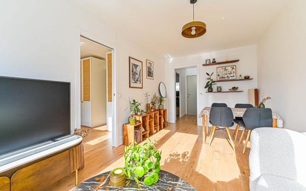 Appartement à vendre    3 pièces • 48 m2 Paris 11