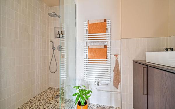 Appartement à vendre    3 pièces • 48 m2 Paris 11