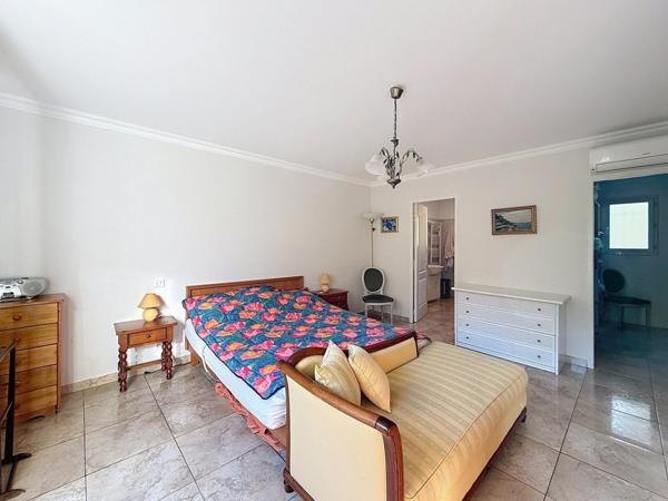 VILLA 163M2, JARDIN 806M2, LOTISSEMENT PRIVE