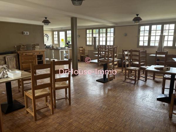 Commerce à louer 25 pièces de 1 080 m²