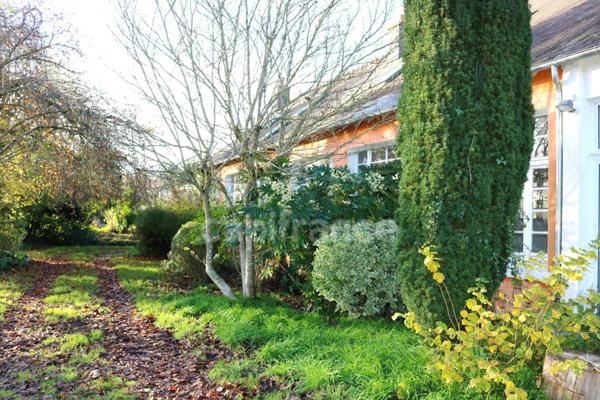 BIEN ATYPIQUE Maison à vendre 8 pièces EDERN (29) 200 m2 + Dependances