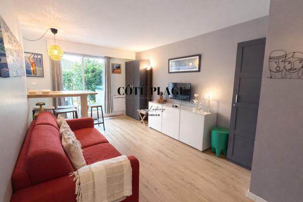 Vaux-sur-Mer (17640) VAUX PONTAILLAC APPARTEMENT 2 PIECES AVEC TERRASSE PARKING 200 M PLAGE au prix de 243.800€ FAI