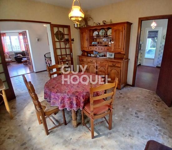 GRANDE MAISON Saint Pierre D Oleron, 10P, 5ch, 164m² SAINT PIERRE D OLERON