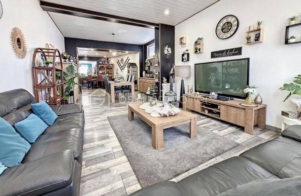 Maison de ville de 215 m²