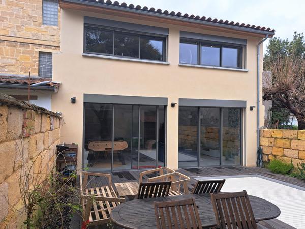 Bordeaux (33000) Superbe échoppe double rénovée avec jardin et piscine – Bordeaux centre