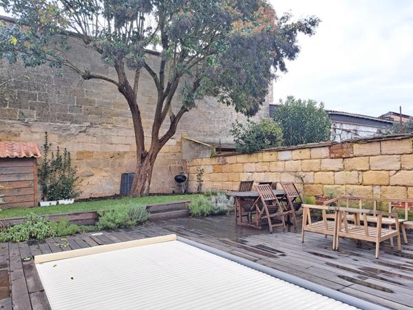 Bordeaux (33000) Superbe échoppe double rénovée avec jardin et piscine – Bordeaux centre