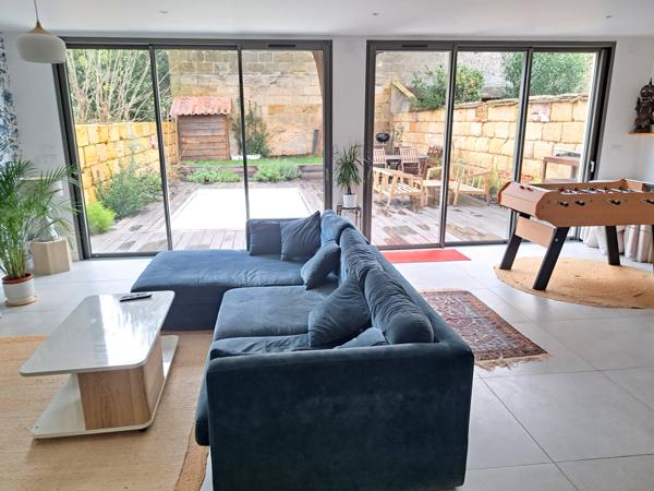 Bordeaux (33000) Superbe échoppe double rénovée avec jardin et piscine – Bordeaux centre