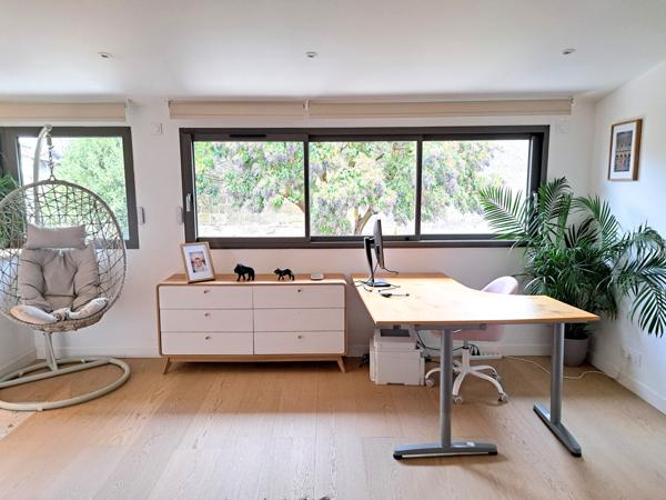 Bordeaux (33000) Superbe échoppe double rénovée avec jardin et piscine – Bordeaux centre