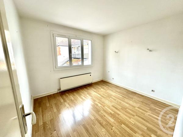 Appartement F4 à vendre  4 pièces - 75 m2 LE COTEAU - 42