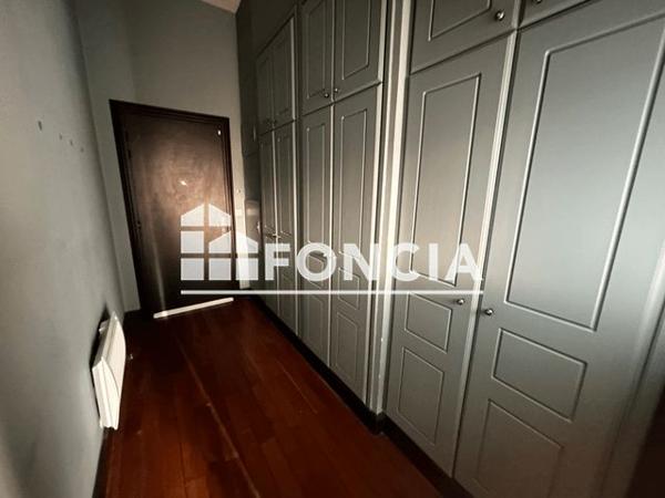 Location Appartement 3 pièces 75.3 m² - 11 AVENUE VICTOR HUGO Sete 34200