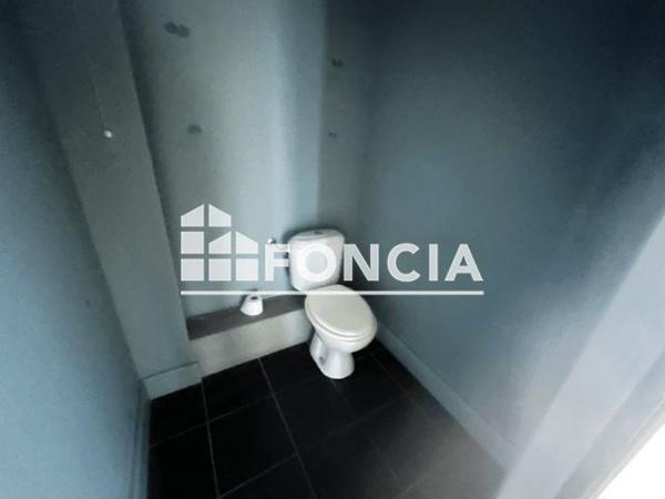 Location Appartement 3 pièces 75.3 m² - 11 AVENUE VICTOR HUGO Sete 34200