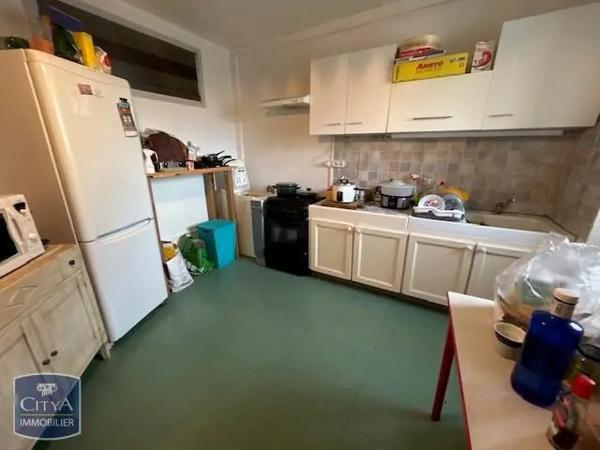 Appartement à louer 2 pièces 63.95m²
