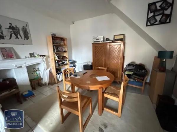 Appartement à louer 2 pièces 63.95m²