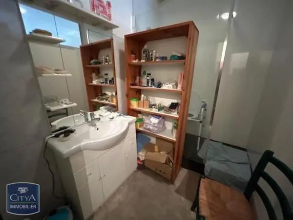 Appartement à louer 2 pièces 63.95m²