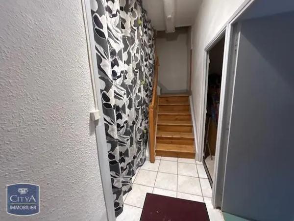 Appartement à louer 2 pièces 63.95m²