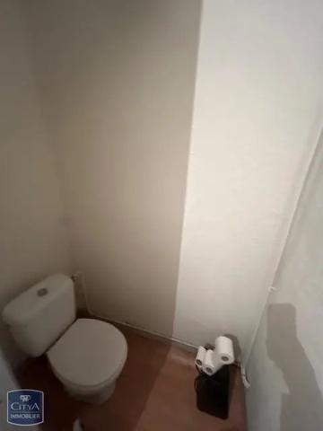 Appartement à louer 2 pièces 63.95m²