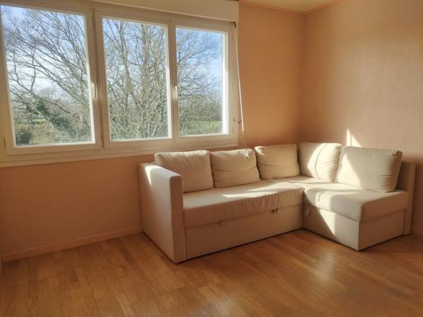 Maison à vendre 301 394 € Saint-Étienne-de-Montluc 6 p 150 m² DPE D
