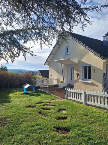Maison Orgelet avec terrain et garage double