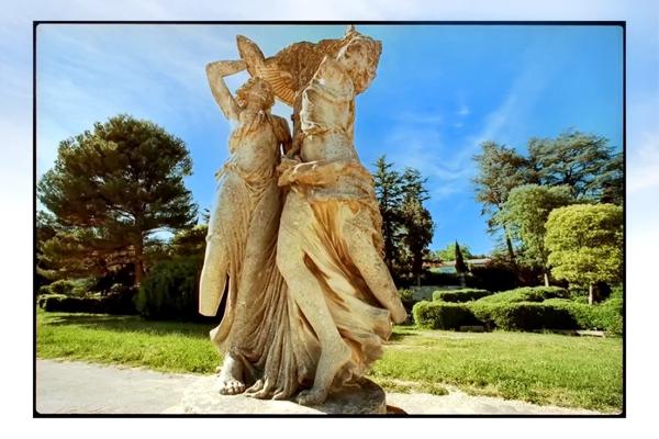 Villeneuve-lès-Avignon (30400) Demeure d'exception: Villeneuve les Avignon 4 pièce(s) 274 m2