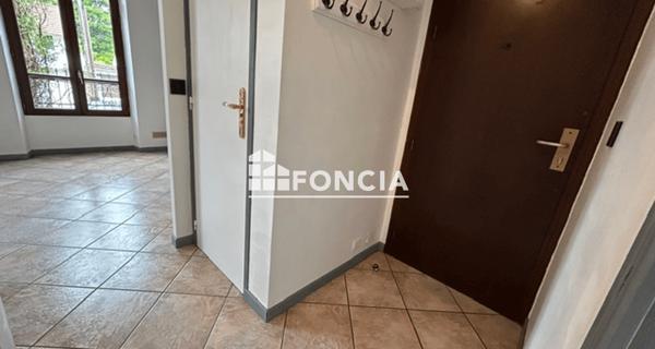 Location Appartement 3 pièces 36.93 m² - Villeneuve-saint-georges 94190