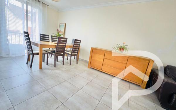 Maison à vendre    5 pièces •  Persan