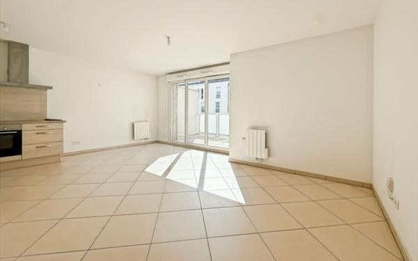 Appartement à vendre    3 pièces •  Lyon 7