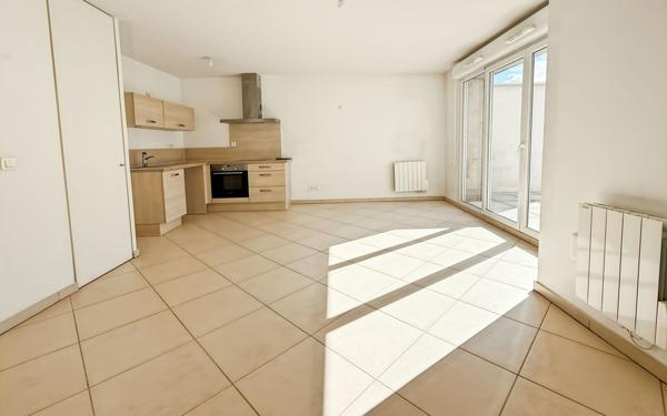 Appartement à vendre    3 pièces •  Lyon 7