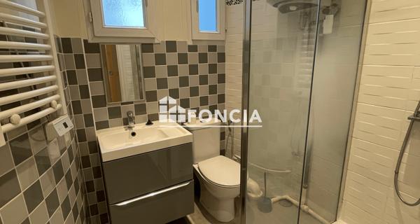 Location Appartement 2 pièces 43.83 m² - Paris 75015