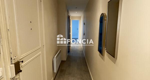 Location Appartement 2 pièces 43.83 m² - Paris 75015