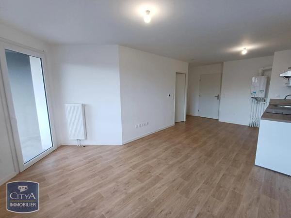 Appartement à louer 2 pièces 45.3m² Ronchin (59790)